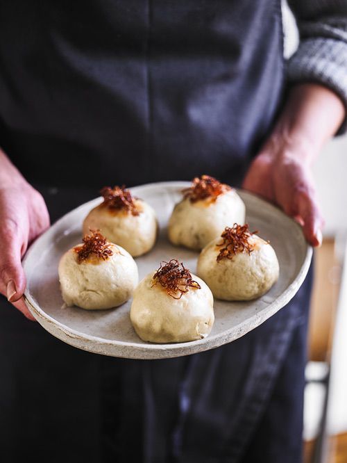 Pulled pork steam buns