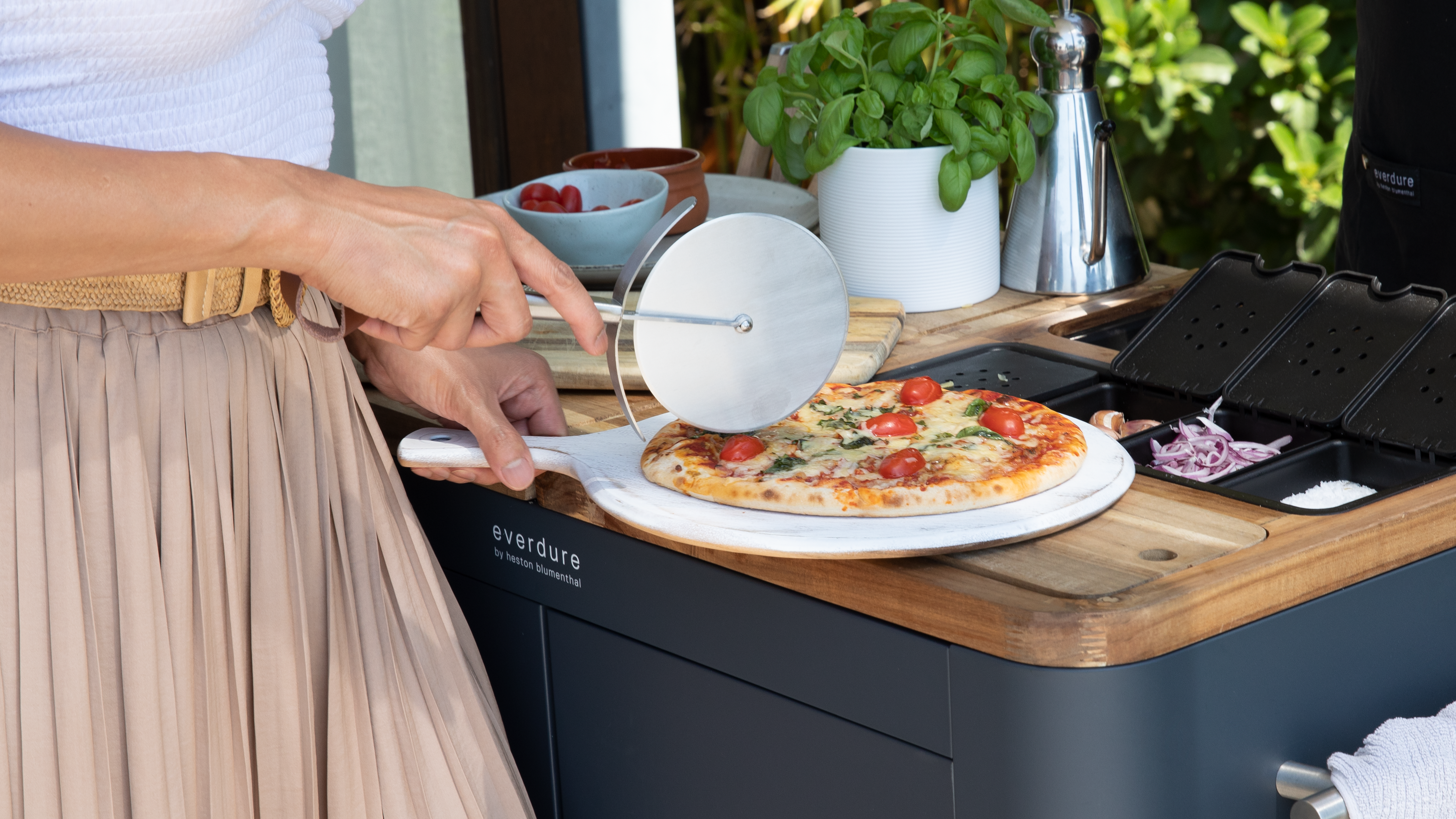 Everdure by Heston Pizza Cutter